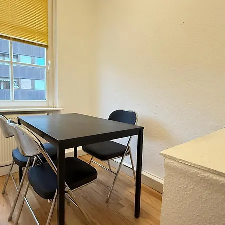 Mit Wlan Und Parkplatz