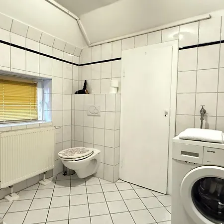 In Ruhige Lage Im Haus Zur Alleinnutzung Mit Parkplatz & Wlan Apartment *